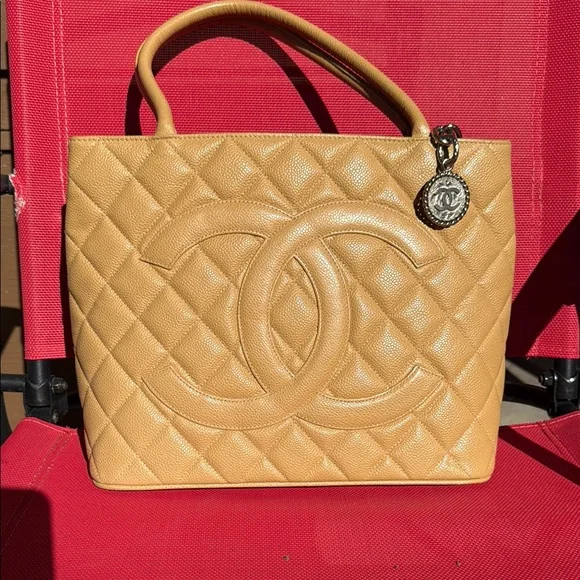 EUC! Chanel Caviar Leather Medallion Shoulder Bag also Tan Quilted Tote Bag - Picture 1 of 6